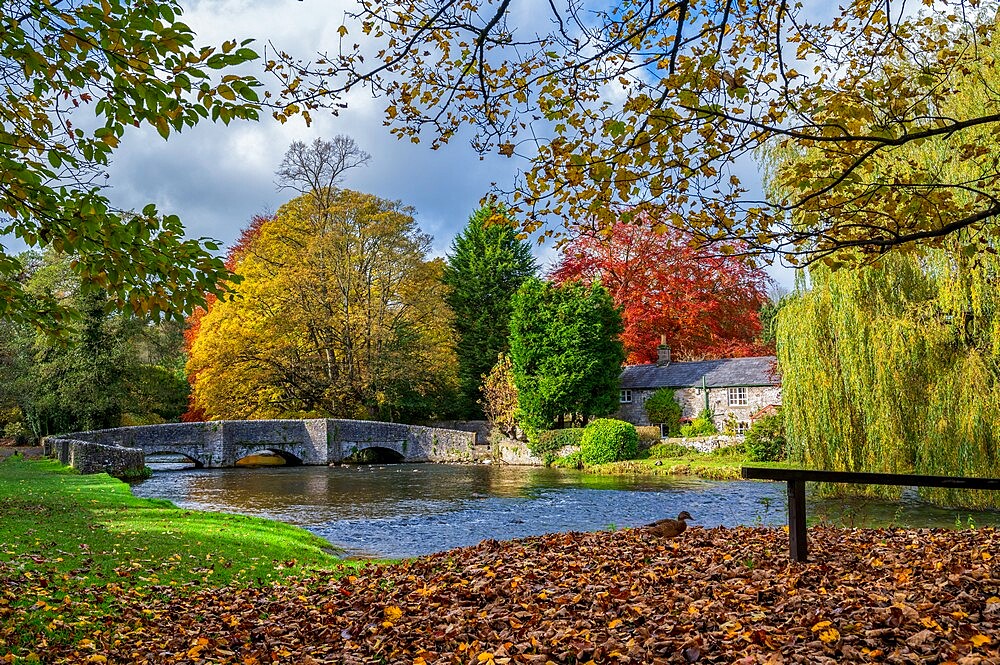 Sheepwash Bridge across the River Wye in Ashford-in-the-Water, Peak District, Derbyshire, England, United Kingdom, Europe