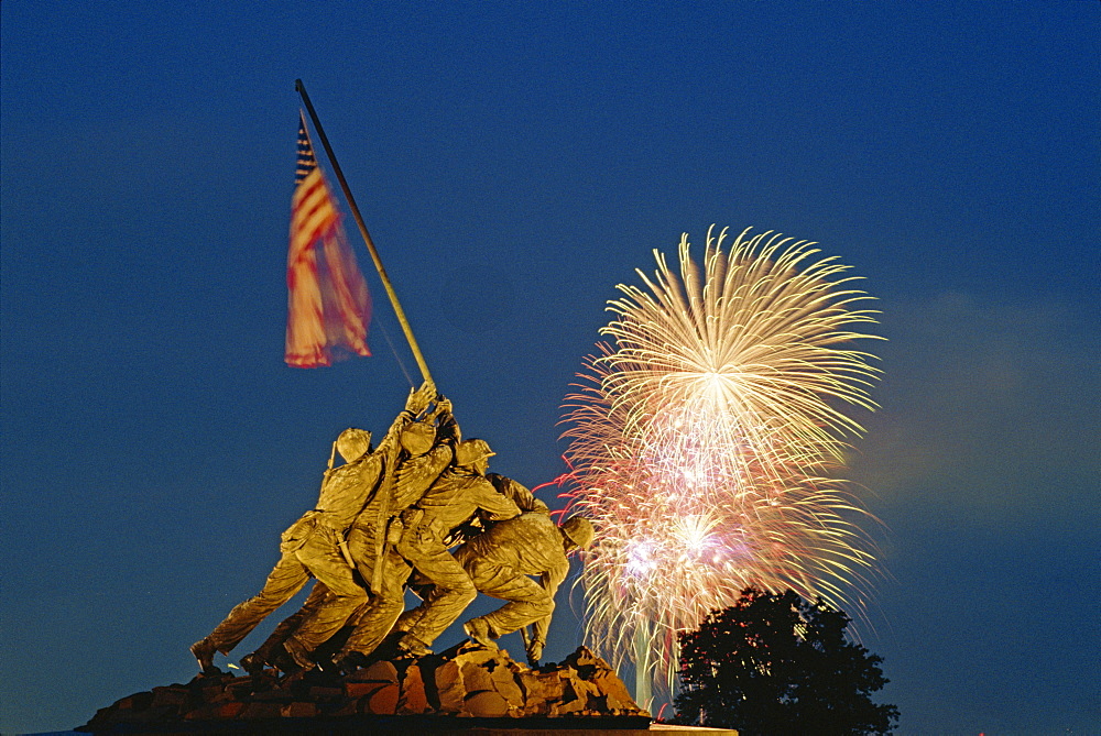 Fireworks over the Iwo Jima Memorial for the 4th of July Independence Day celebrations, Arlington, Virginia, United States of America, North America