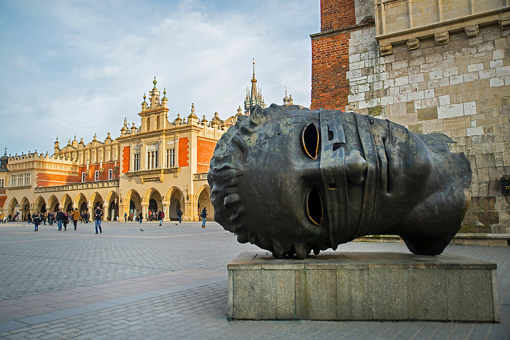 Cloth Hall, Main Square and Town Hall tower, Old Town, UNESCO World Heritage Site, Krakow, Poland, Europe