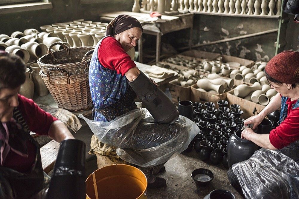 Marginea Black Pottery, Black Ceramics of Marginea, Bukovina, Romania