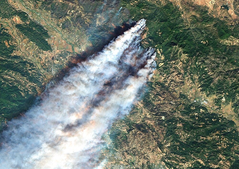 Color satellite image of wildfires in Sonoma County, California, United States. Image collected on October 27, 2019 by Sentinel-2 satellites.