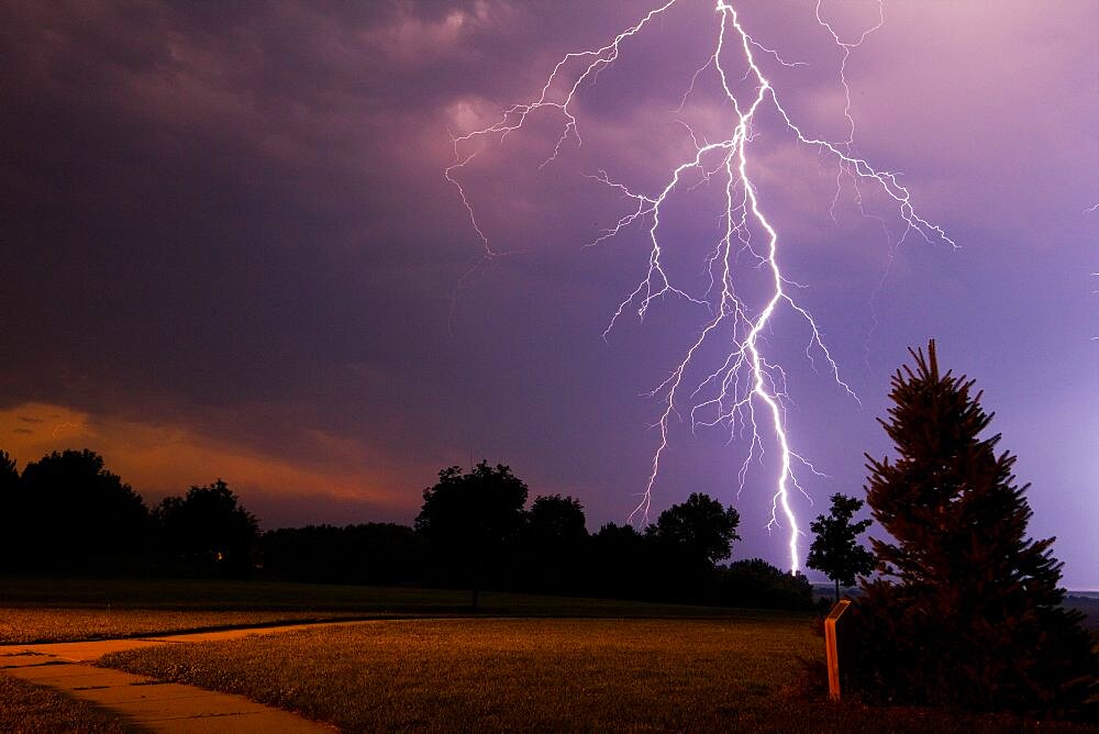 Missouri River Flood Lightning