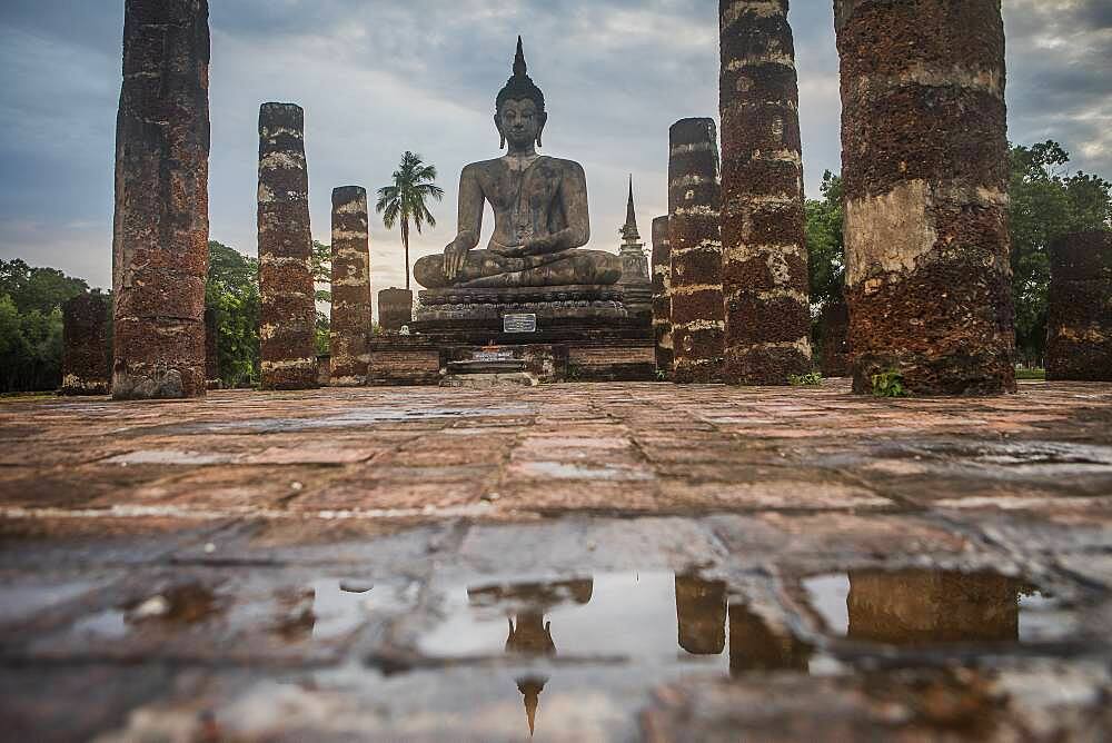 Wat Mahathat, Sukhothai Historical Park, Sukhothai, Thailand