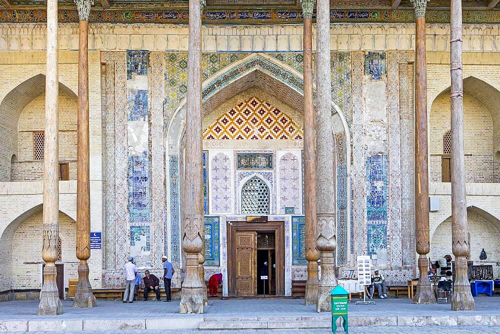 Bolo Hauz Mosque, Bukhara, Uzbekistan