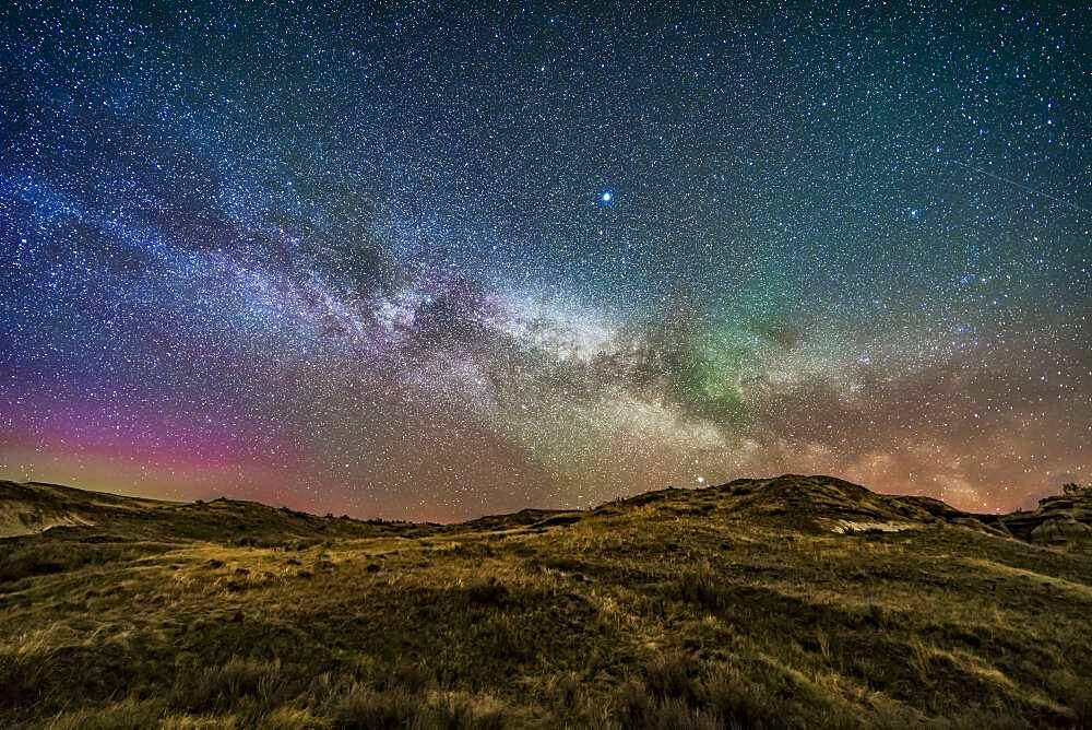 The summer Milky Way and Summer Triangle stars rising in the east at Dinosaur Provincial Park, Alberta on May 14, 2018.