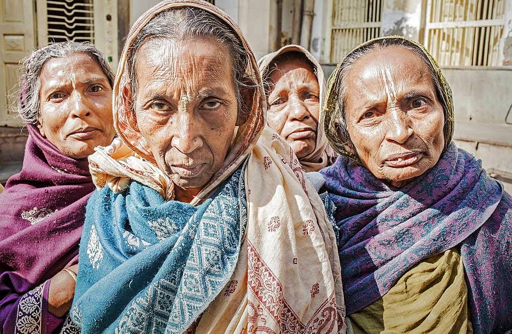 Group of widows begging, Vrindavan, Mathura district, India