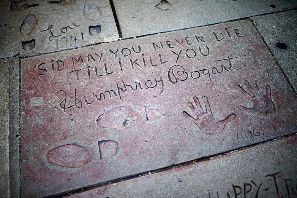 Humphrey Bogart¥s prints in Grauman's Chinese Theatre, Hollywood Boulevard.