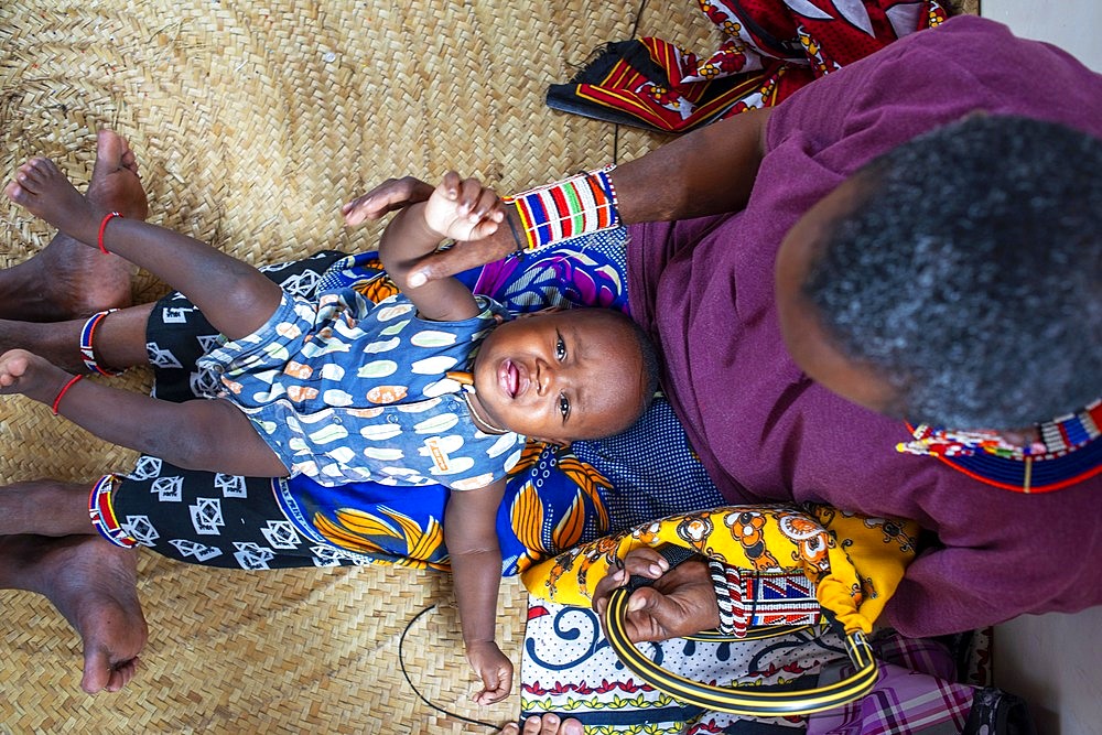 Taking care of the children. Afrikable spanish NGO in Lamu island Kenya. This association tries to empower women who have been victims of abuse. By making souvenirs that are later sold in the village store and the schooling of their children.