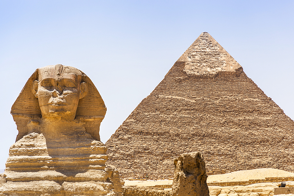 The Great Sphinx and Pyramid of Khafre, also known as Pyramid of Chephren, Giza, Cairo, Egypt