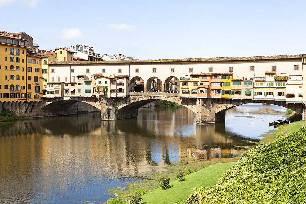 Ponte Vecchio and the River Arno, Florence, Tuscany, Italy