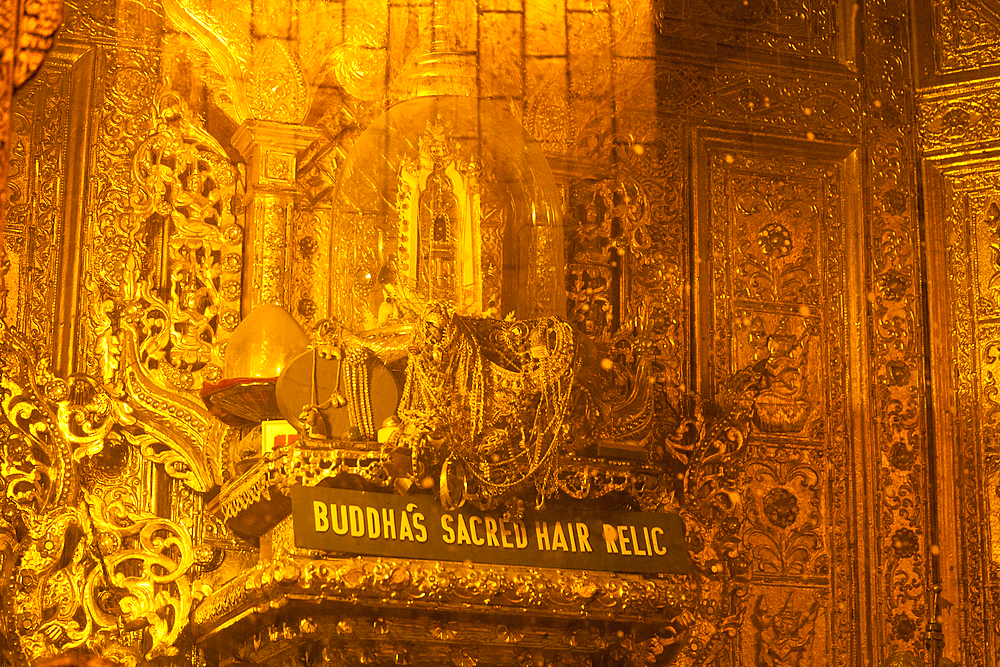 Buddha's Sacred Hair Relic, Botataung Pagoda, Buddha's First Sacred Hair Relic Pagoda, Yangon, (Rangoon), Myanmar, (Burma)