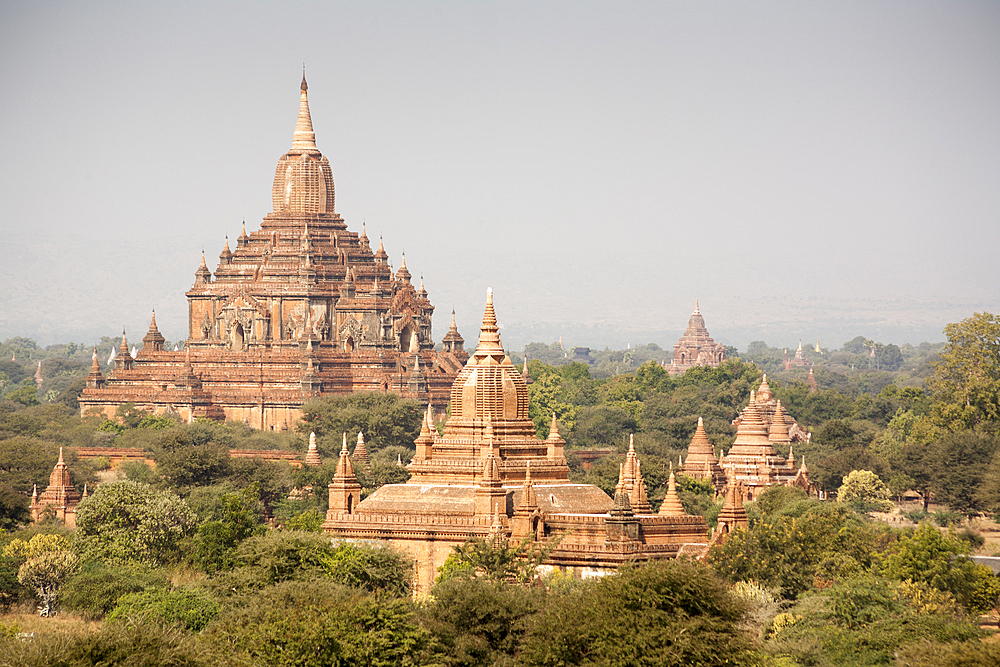 Sulamani Temple, largest temple at the back, Bagan, Myanmar, (Burma)