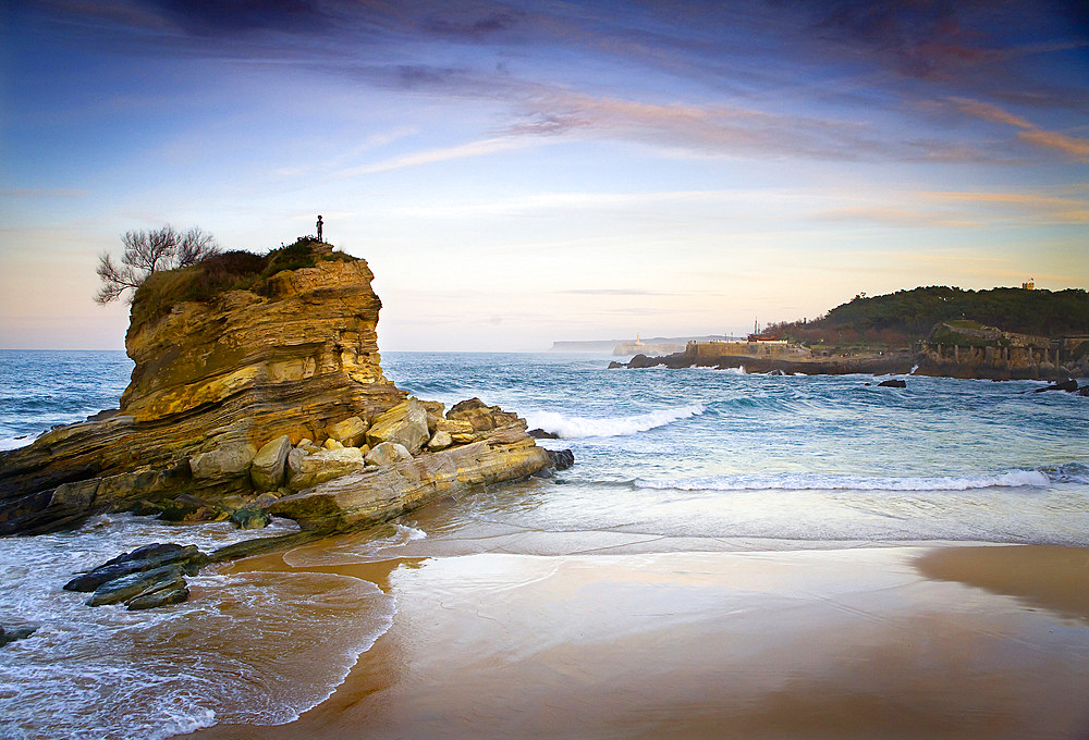 Camel beach.
Santander, Cantabria, Spain.