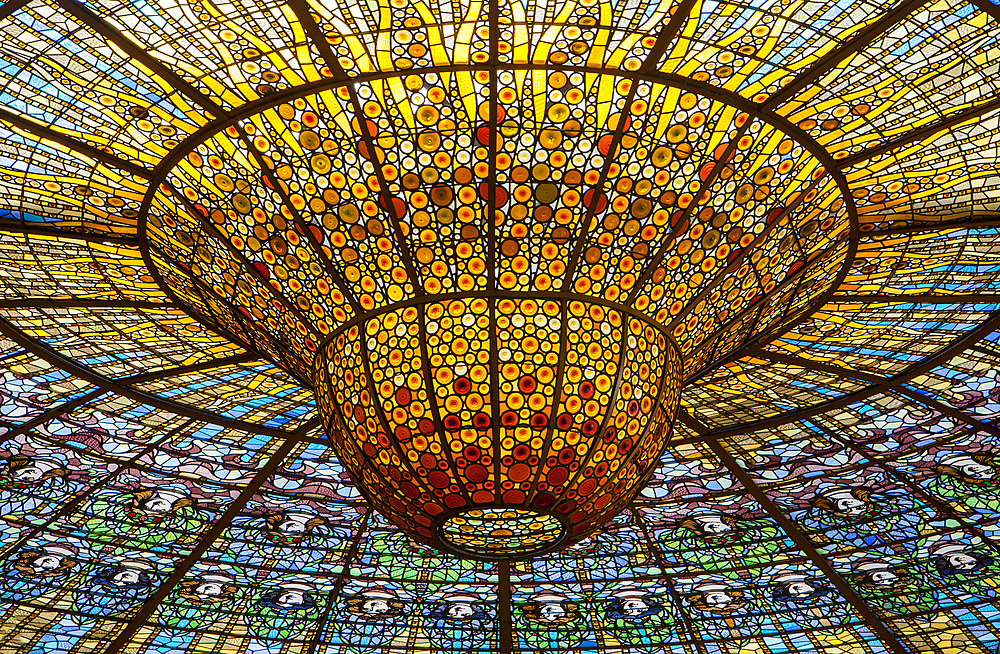 Palau de la Musica Catalana,detail of giant skylight, by Lluis Domenech i Montaner, Barcelona, Spain