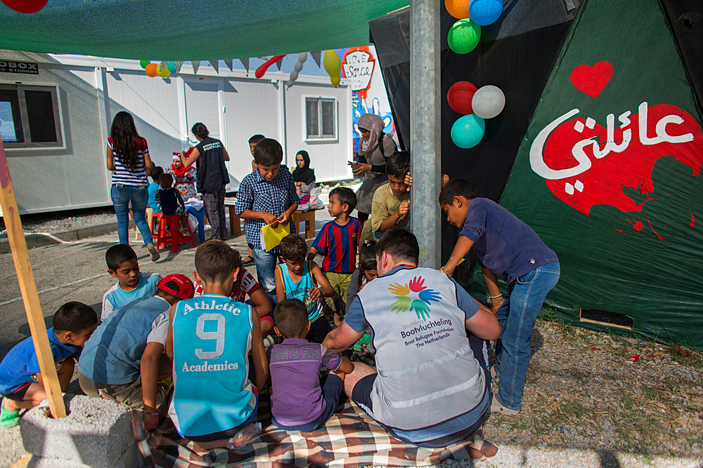 Children activities to celebrate in Kara Tebe refugee camp where 1000 Syrian refugees are housed.