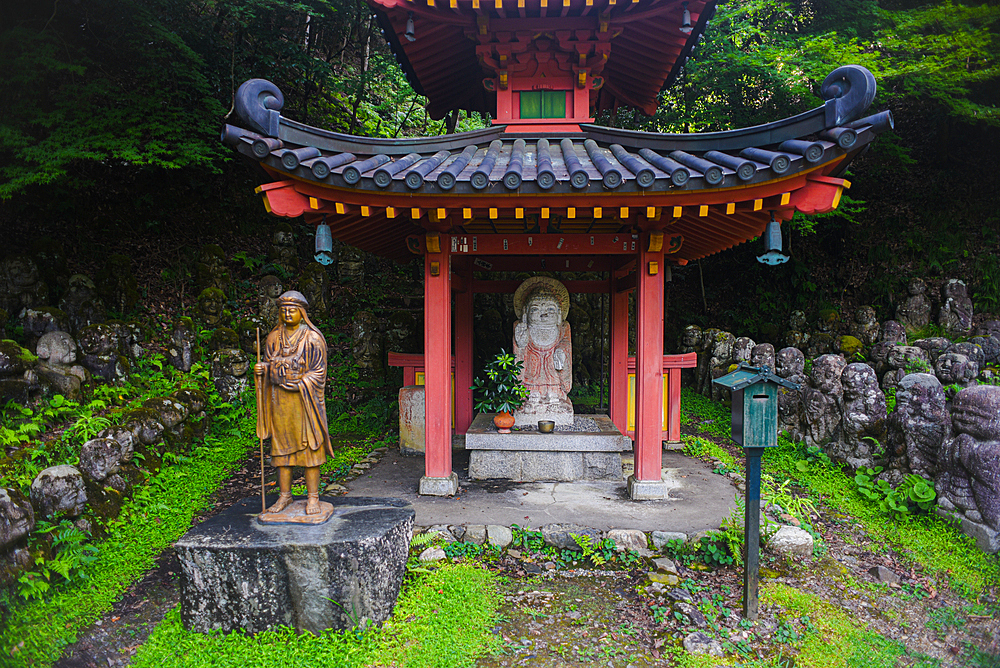 Otagi Nenbutsu-ji Buddhist temple in the Arashiyama neighborhood of Kyoto, Japan