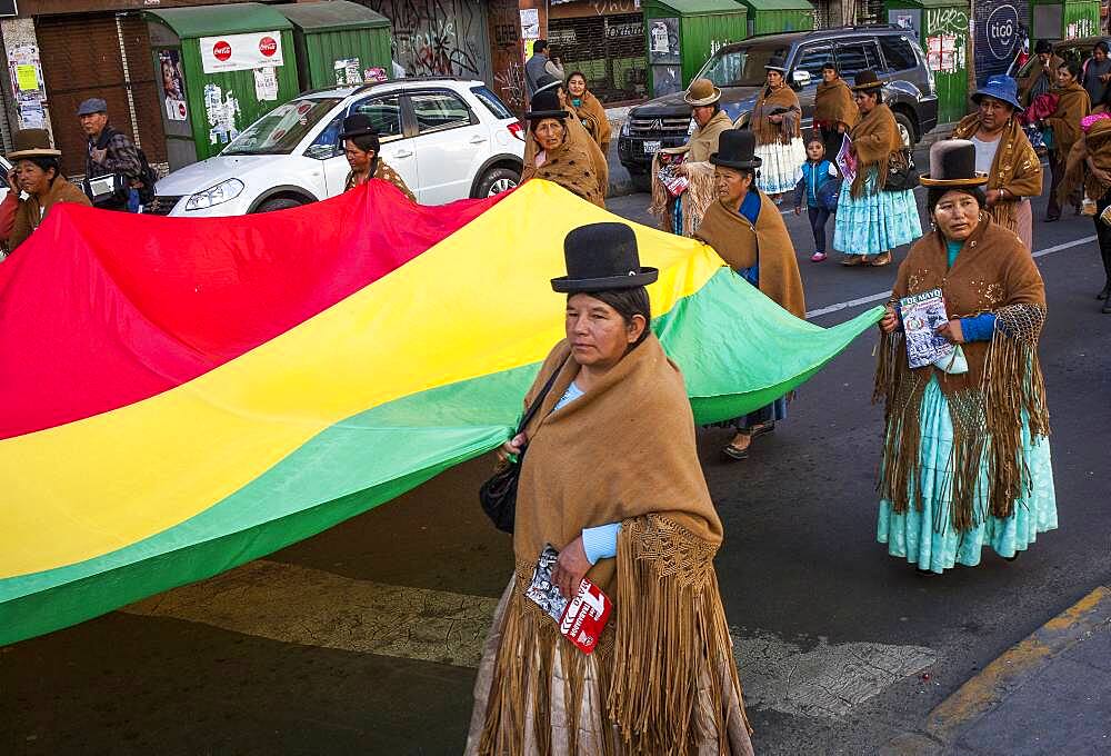 Demonstration, indigenous women claim their rights, La Paz, Bolivia