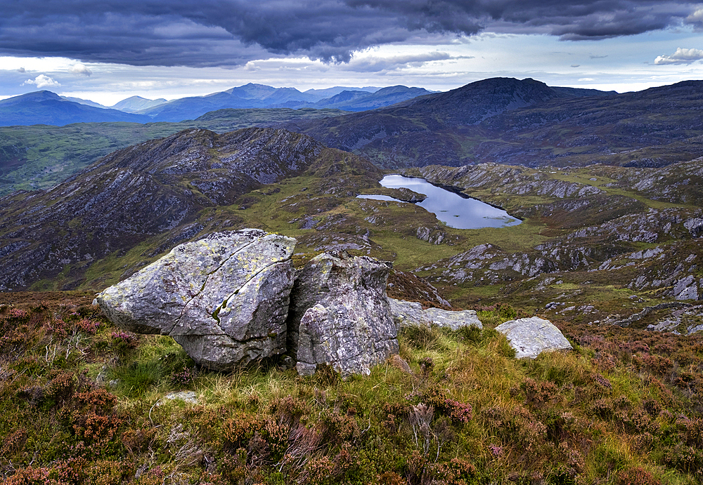 Gloyw Lyn and Carreg y saeth, The Rhinogydd (Rhinogs) mountains, Snowdonia National Park, Eryri, North Wales, United Kingdom, Europe