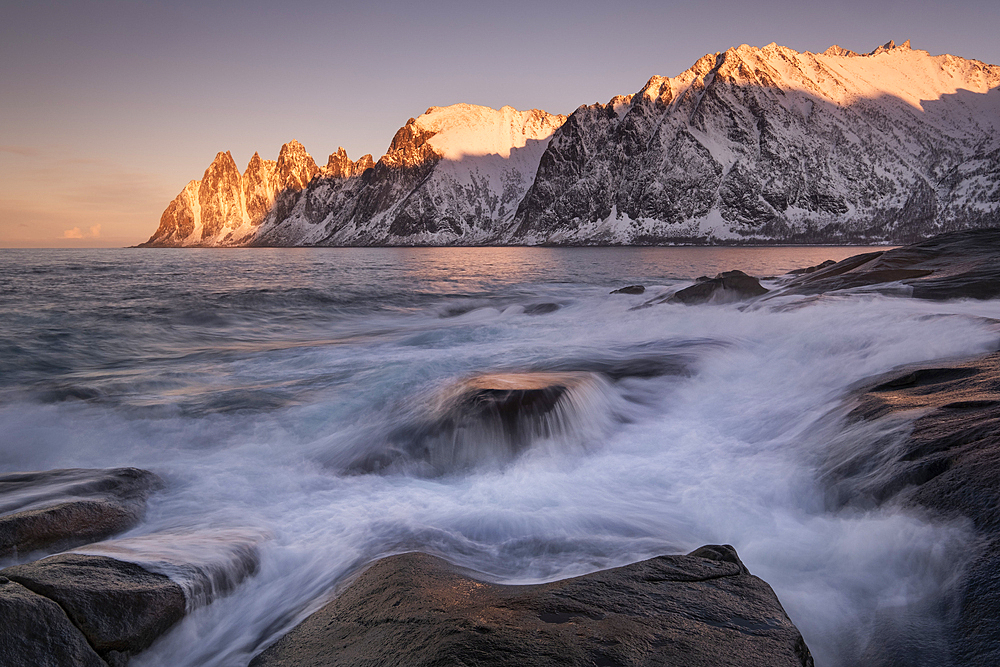 Rough Seas at The Devils Jaw (Devils Teeth) at sunset, Tungeneset, Senja, Troms og Finnmark County, Norway, Scandinavia, Europe