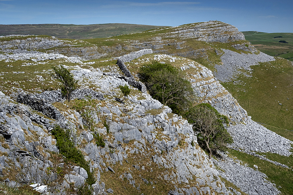 Smearsett Scar from Pot Scar, near Feizor, Yorkshire Dales National Park, Yorkshire, England, United Kingdom, Europe