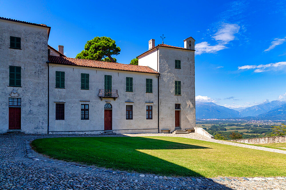 The Castle and Park of Masino, Caravino, Torino district, Piedmont, Italy, Europe