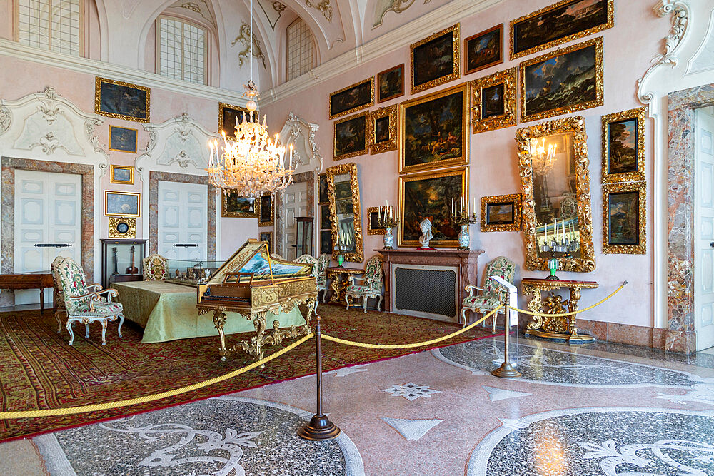 The opulent interior of the Palazzo Borromeo, Isola Bella, Borromean Islands, Lake Maggiore, Stresa, Piedmont, Italian Lakes, Italy, Europe