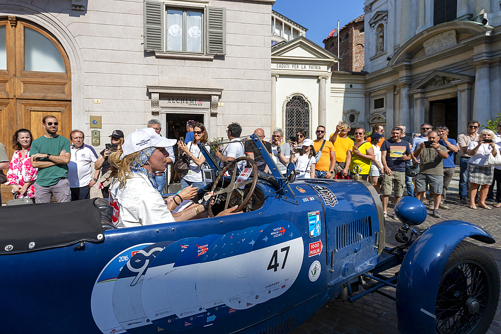 1000 Miglia, parade of historic cars between two wings of the crowd, Novara, Piedmont, Italy, Europe