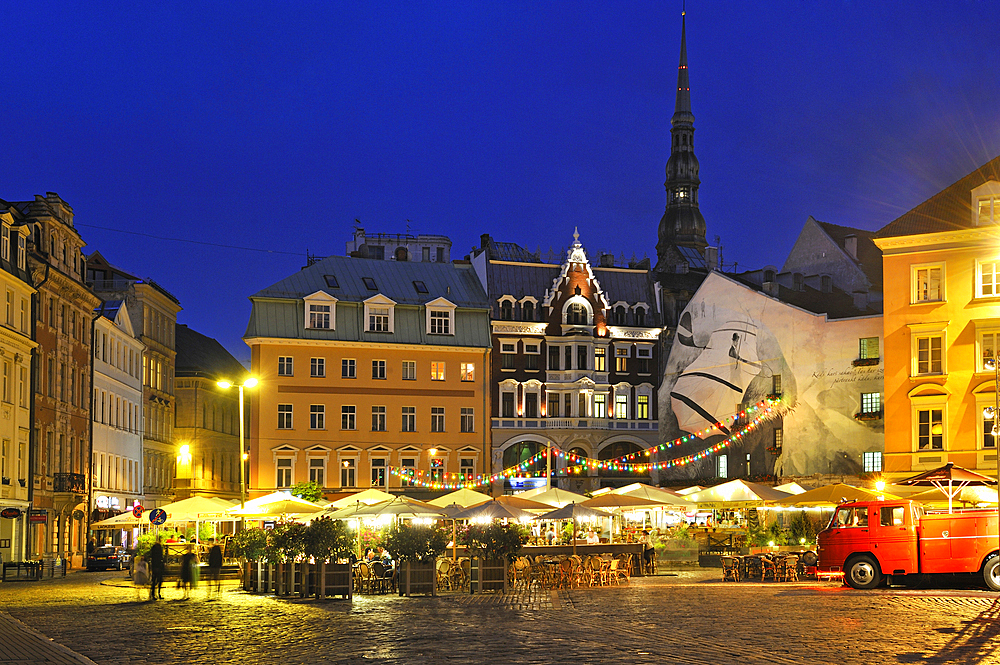 Terraces of cafe on Dome Square by night, Old Town, UNESCO World Heritage Site, Riga, Latvia, Baltic region, Europe