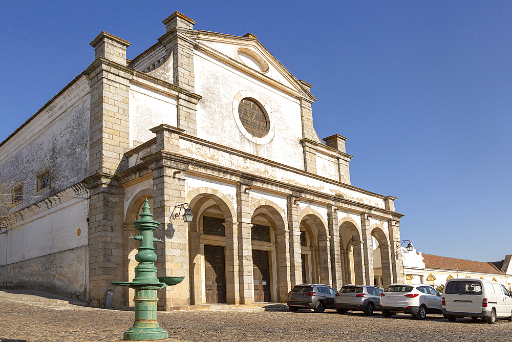 Sixteenth century Igreja do Espirito Santo (Church of the Holy Spirit), City of Evora, Alto Alentejo, Portugal, Europe