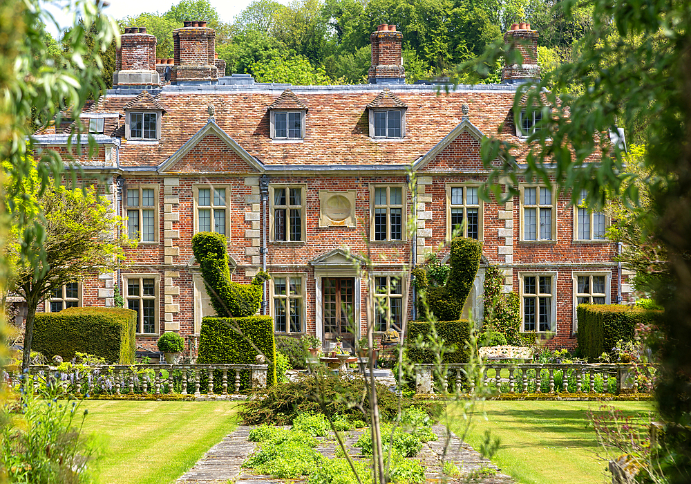 Heale House and gardens, Middle Woodford, Salisbury, Wiltshire, England, UK