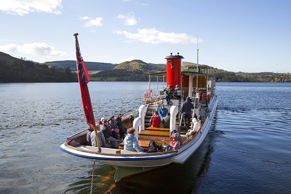 Paddle steamer ferry boat, Howtown, Ullswater lake, Lake District national park, England, UK