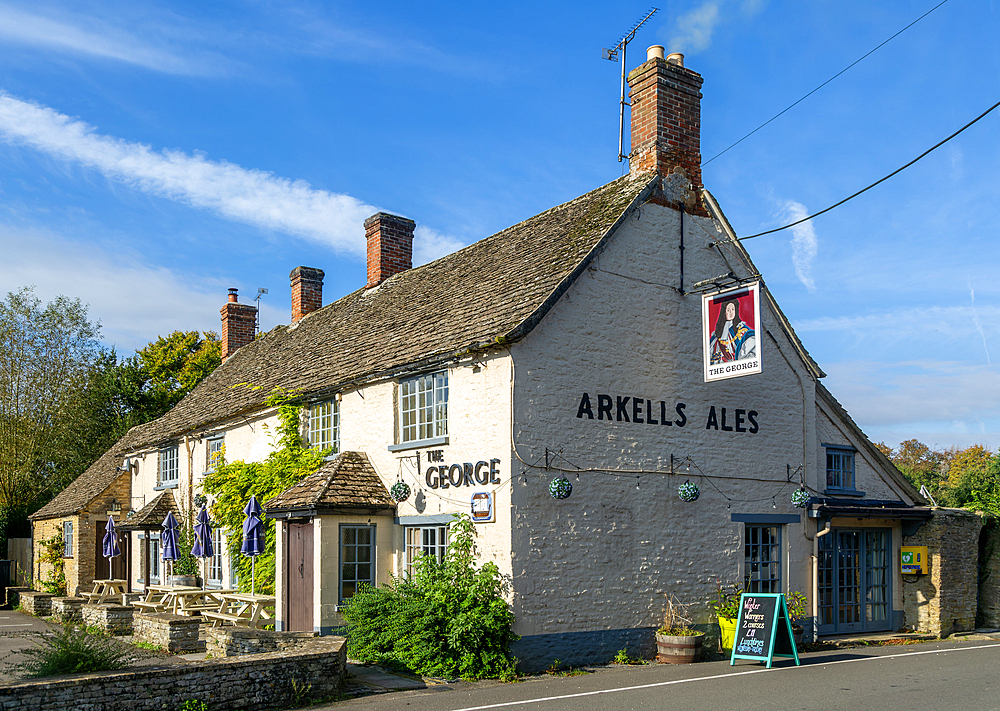 The George public house, Arkells Ales, Kempsford, Gloucestershire, England, UK