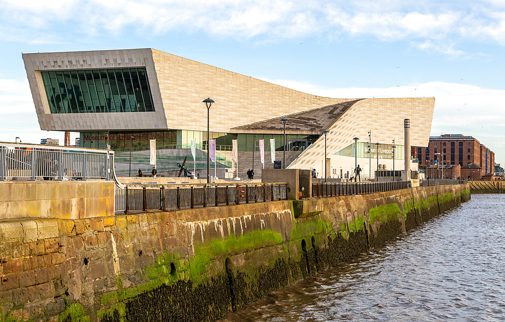 Modern architecture of Museum of Liverpool building, Pier Head, Liverpool, England, UK by 3XN Architects opened 2011
