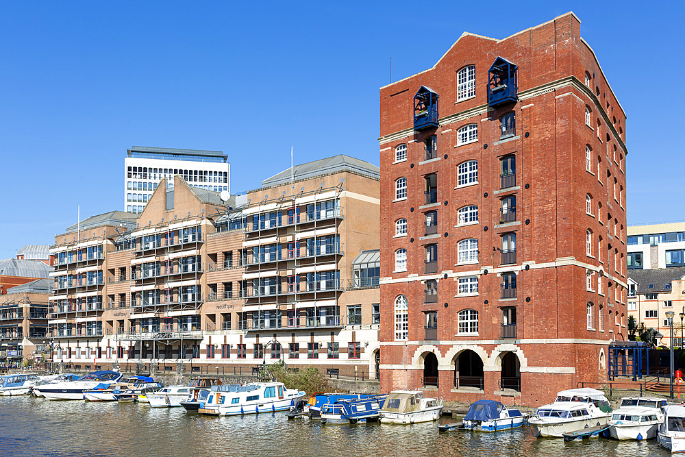 Apartments in converted industrial buildings, Redcliff Quay, Floating Harbour, River Avon, Bristol, England, UK