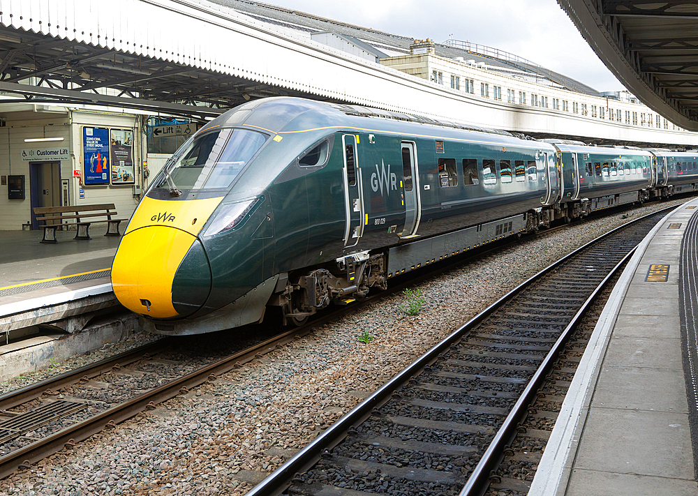 GWR British Rail Class 800 Inter City Express train at platform, Temple Meads railway station, Bristol, England, UK