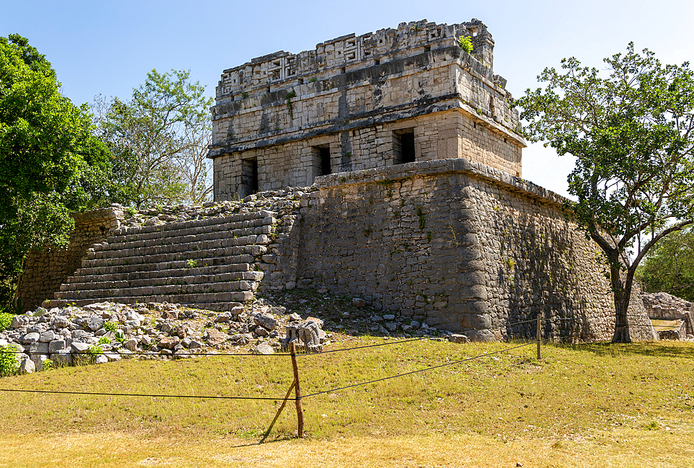 Casa Colorado, Mayan ruins, Chichen Itza, UNESCO World Heritage Site, Yucatan, Mexico, North America