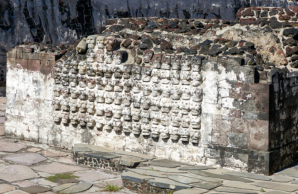 Wall of stone skulls called Tzompantli, archaeological site and museum of Templo Mayor, Tenochtitlan, UNESCO World Heritage Site, Mexico City, Mexico, North America