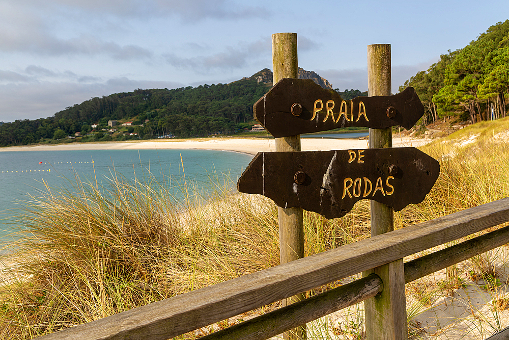 Praia de Rodas beach sign, Cies Islands, Atlantic Islands Galicia Maritime Terrestrial National Park, Galicia, Spain, Europe