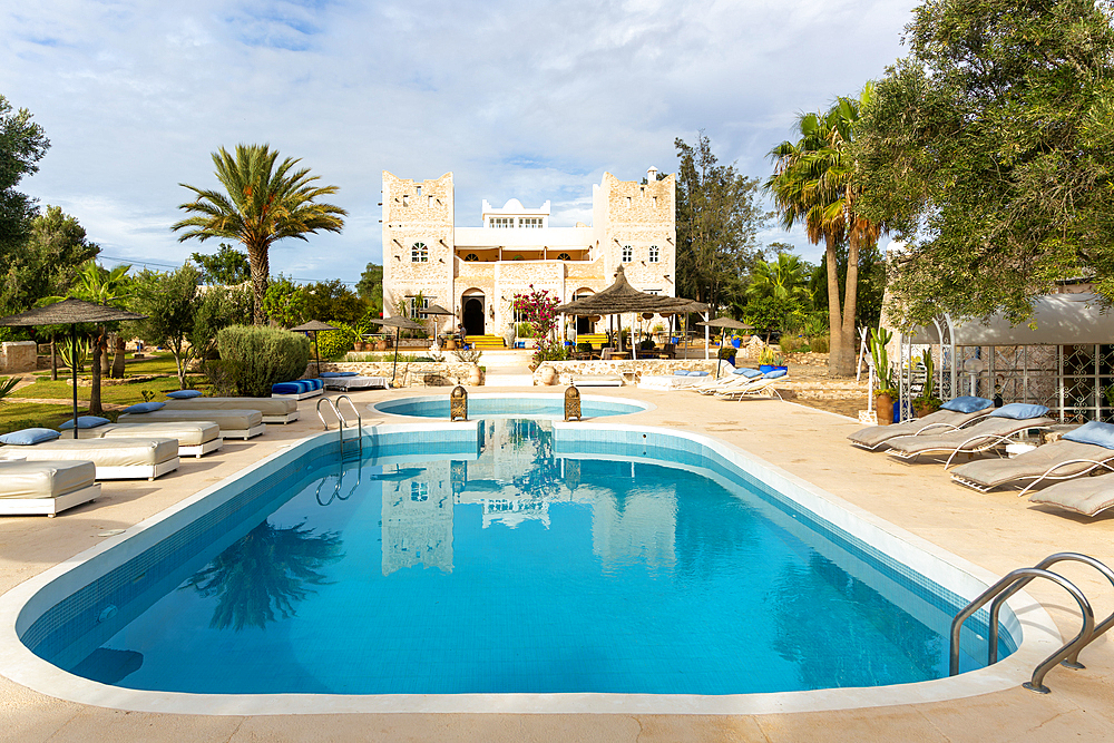 Out of Medina riad (hotel) swimming pool and building, Bouzama, Essaouira, Morocco, North Africa, Africa