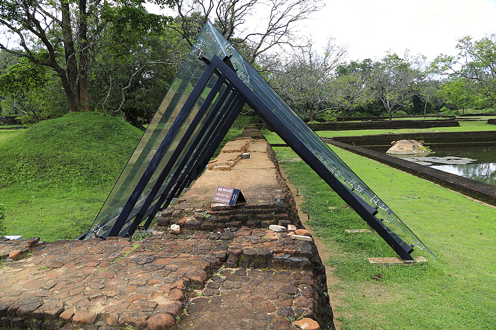 Conservation protection of walls, Water gardens, Sigiriya Rock palace, UNESCO World Heritage Site, Central Province, Sri Lanka, Asia