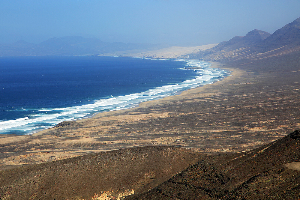 Viewpoint to Cofete beach Atlantic Ocean coast, Jandia peninsula, Fuerteventura, Canary Islands, Spain, Atlantic, Europe