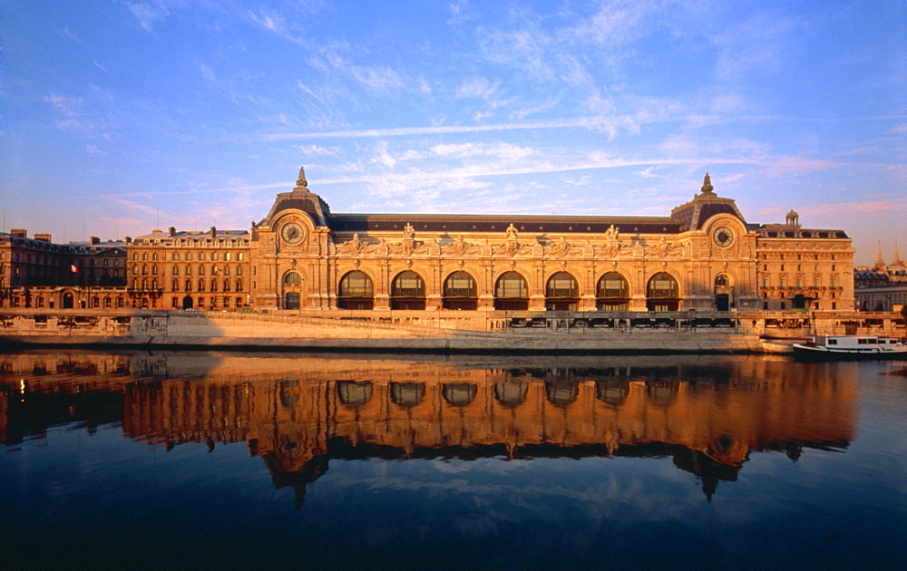 Royal 17th century Jardin des Tuileries designed by Andre le Notre, in autumn, Paris, France, Europe