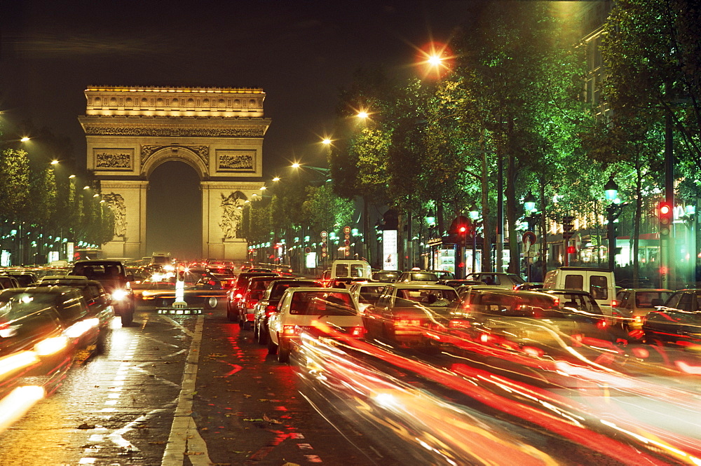 Avenue des Champs Elysees and the Arc de Triomphe, Paris, France, Europe