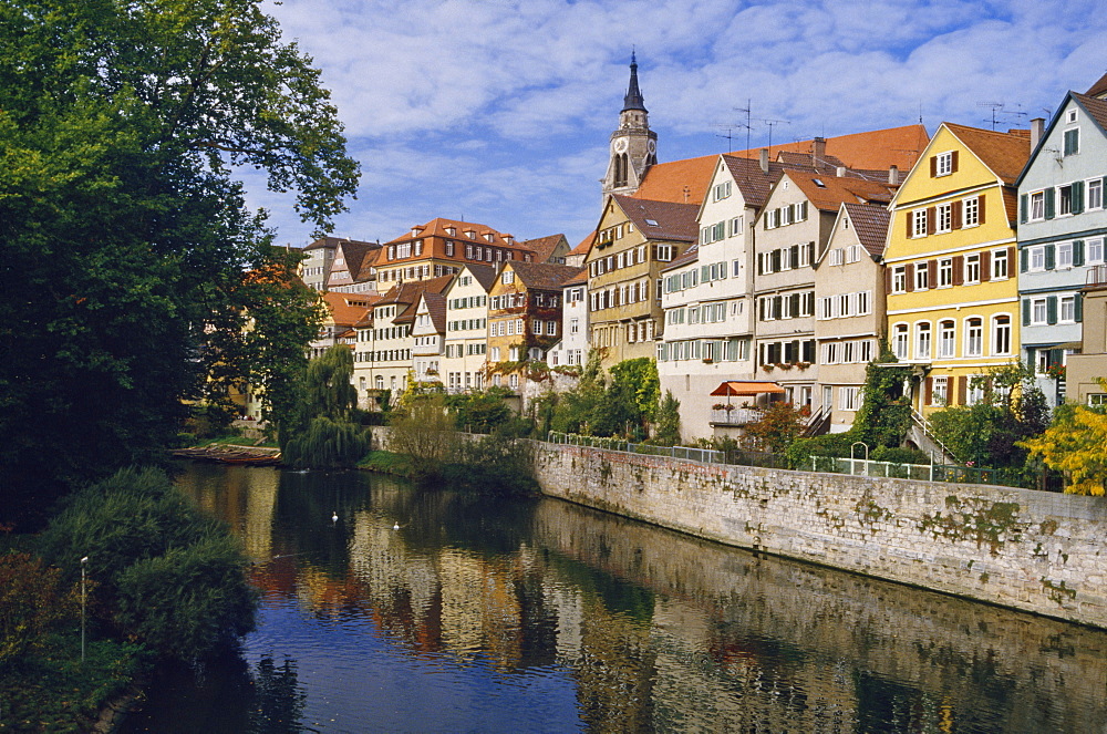 Buildings overlooking the Neckar River at Tubingen, Baden Wurttemberg, Germany, Europe