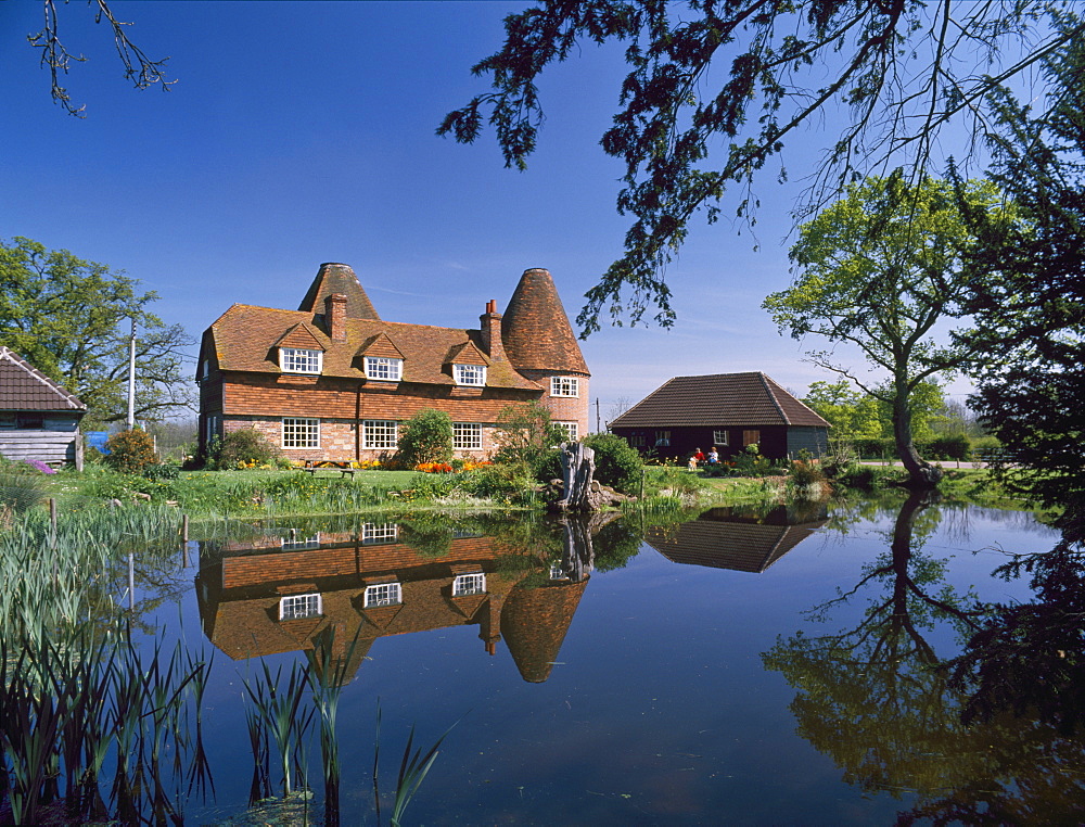 Converted oast house at Markbeech, Kent, England, United Kingdom, Europe