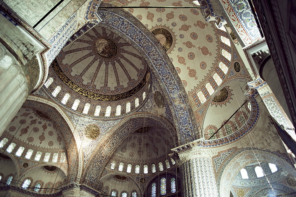 Interior of the Blue Mosque (Sultan Ahmet Mosque), UNESCO World Heritage Site, Istanbul, Turkey, Europe, Eurasia