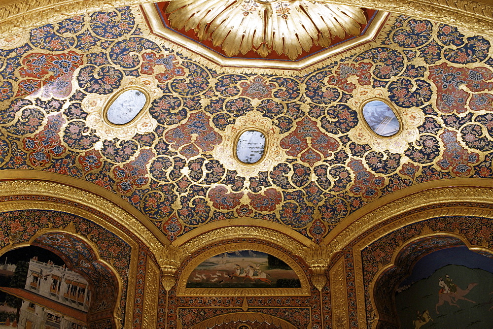 Detail of painted and gilded ceiling in the public reception area, Kuchaman Fort, Rajasthan state, India, Asia 