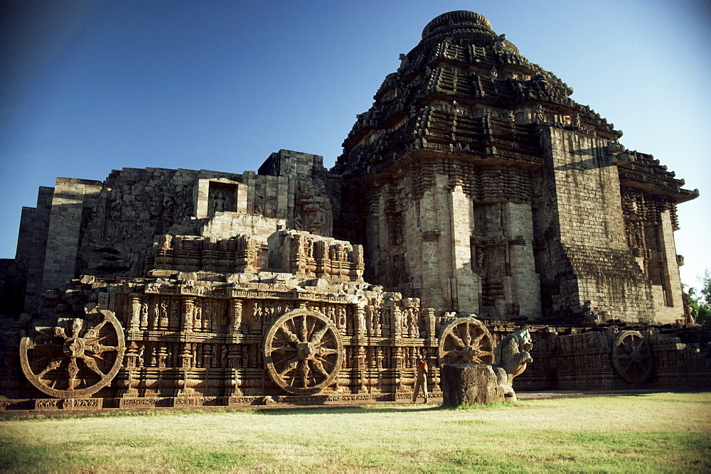 Sun Temple dedicated to the Hindu sun god Surya, Konarak, UNESCO World Heritage Site, Orissa state, India, Asia