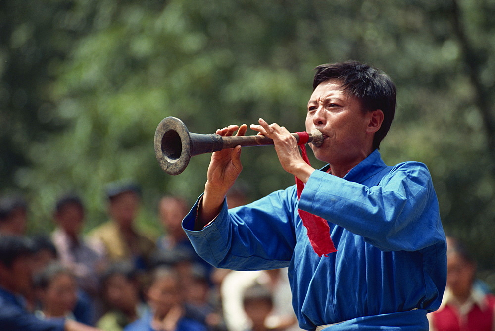 Yi trumpeter, west Guizhou, Guizhou, China, Asia