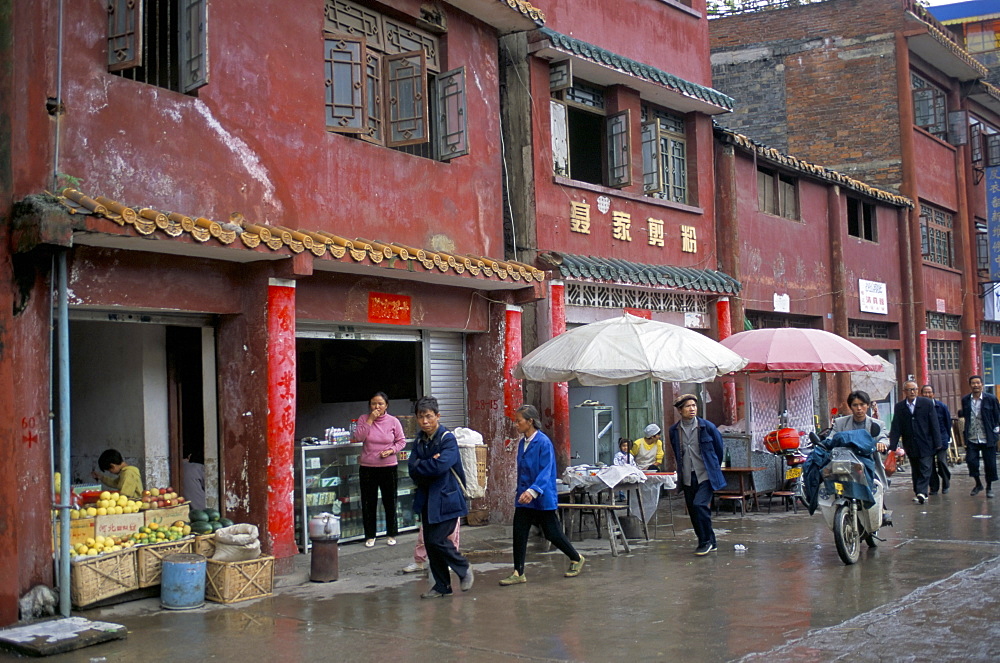 Old traditional housing, Xingyi, Guizhou, China, Asia